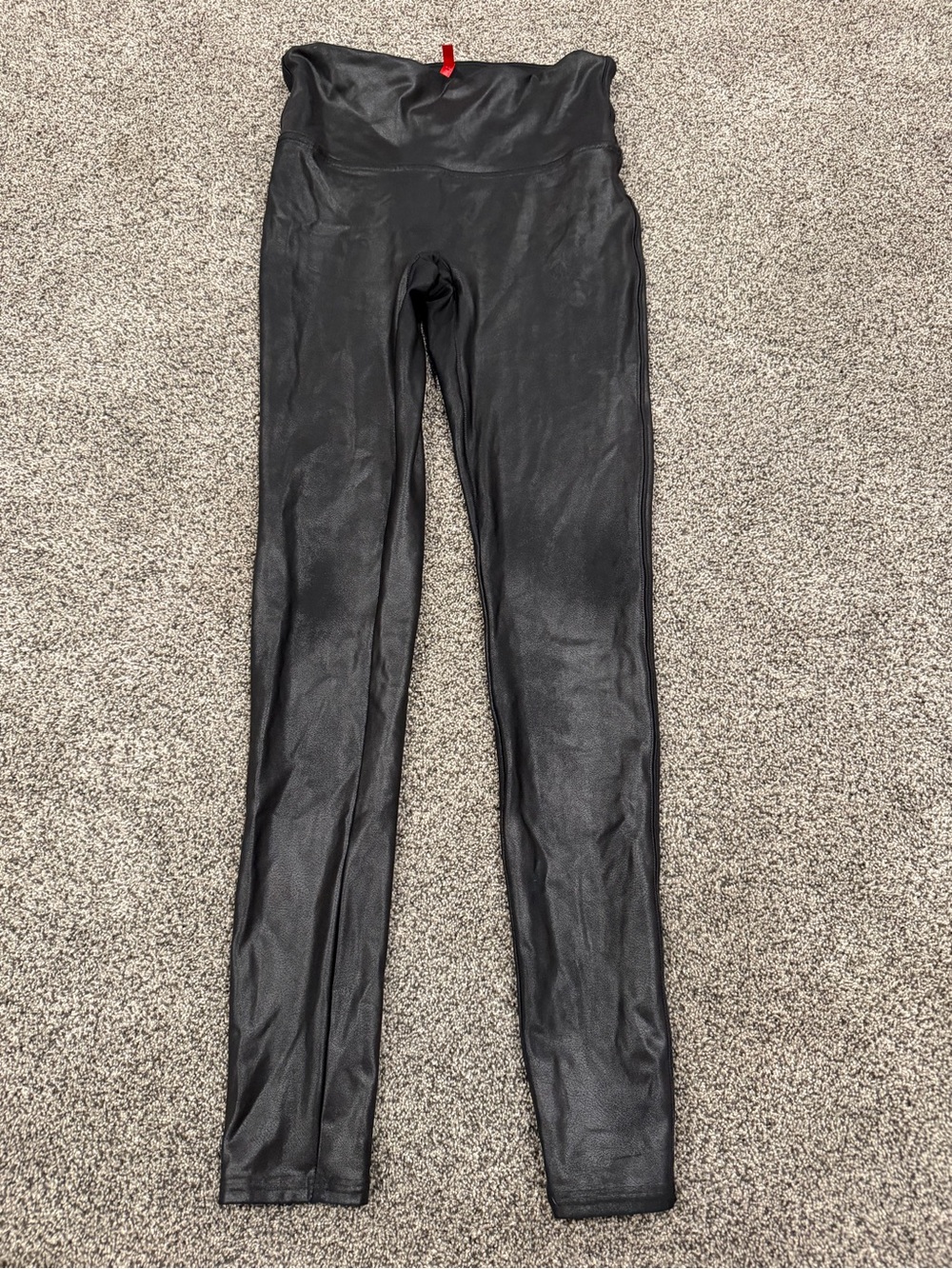 Spanx faux leather High-Rise Black Shiny Leggings - Women - Picture 4 of 5